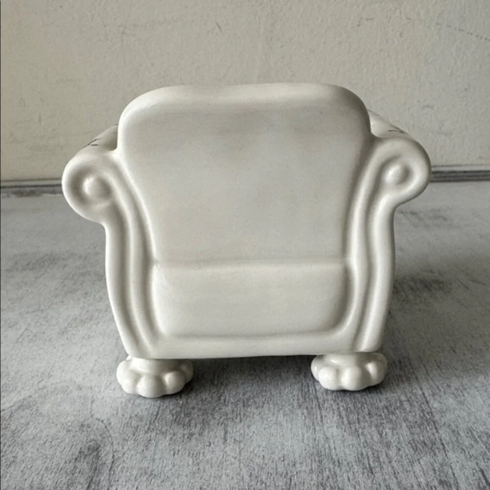 Urban Outfitters Ceramic Armchair Jewelry Box Holder White Blue Floral Unique